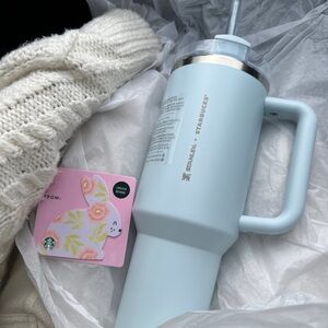 Starbucks x Stanley Spring 2024 Spring Blue 40 Oz Tumbler (BRAND NEW IN HAND)